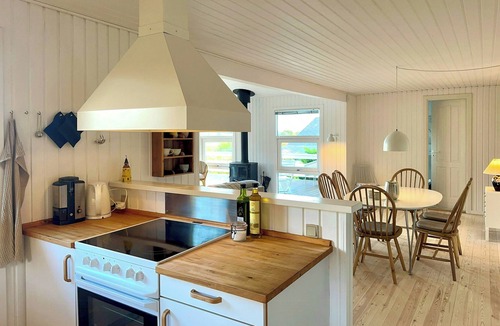 Millinge House | Holiday home with harbour view in Falsled