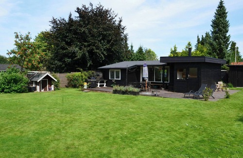 Dalby Huse House | Holiday home with large garden near Jægerspris