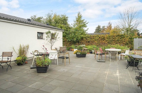 Reersø House | holiday home with nature view