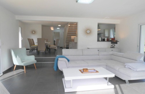 Douarnenez House | Holiday home with partial sea view, Douarnenez