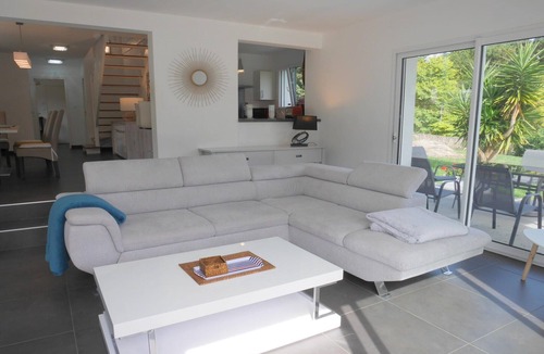 Douarnenez House | Holiday home with partial sea view, Douarnenez