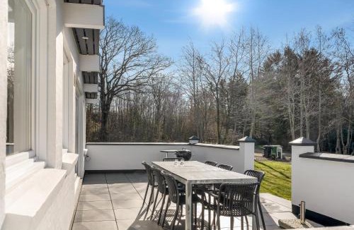 Ronbjerg House | Holiday Home With Pool And Spa Close To The Limfjord