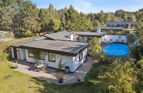 Sjllands Odde House | Holiday Home With Pool Terraces Near Beach