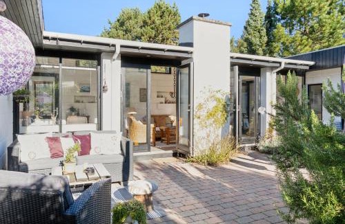 Sjllands Odde House | Holiday Home With Pool Terraces Near Beach