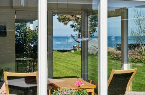 Strøby Egede Apartment | Holiday Home With Private Beach And Sea View