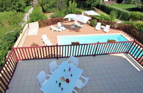 Saint-Julien-de-Lampon House | Holiday home with private pool near Sarlat