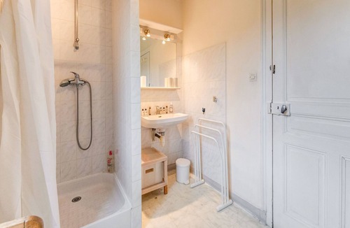 Golleville House | Holiday home with shared pool