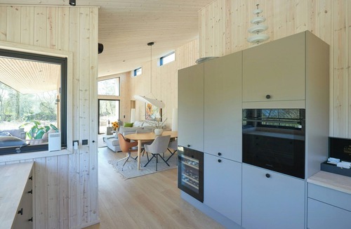 Aalborg House | Holiday home with spa and shelter near Aalborg