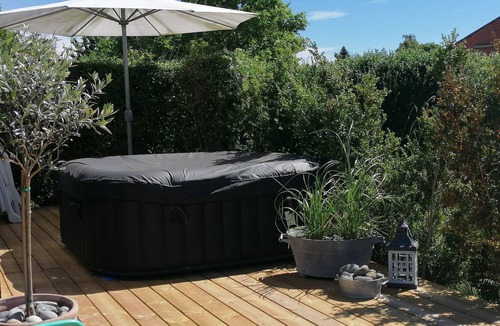 Bog By House | Holiday Home with Spa and Large Terrace