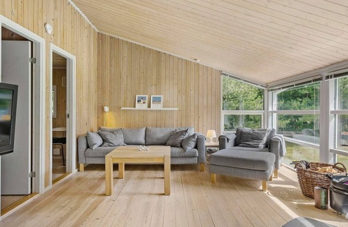 Saltum House | Holiday home with spacious garden