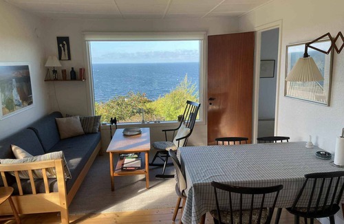 Vang House | Holiday home with stunning Baltic Sea view