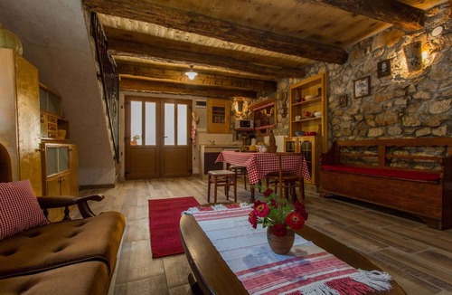 Polje House | Holiday home with terrace and in a quiet location