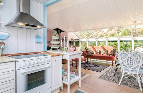 Vorupør House | Holiday Home with Terrace & Fire Pit