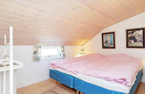 Vorupør House | Holiday Home with Terrace & Fire Pit