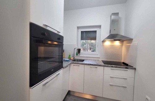 Gabonjin House | Holiday home with three bedrooms and pool