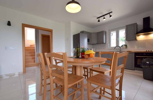 Risika House | Holiday home with two bedrooms and air conditioning