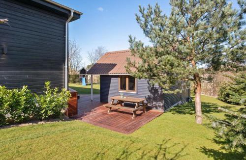 Vibæk Strand House | Holiday Home Ylvi - 250m from the sea by Interhome