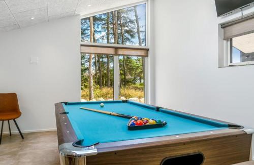 Hou House | Holiday Home Zoya - from the sea by Interhome