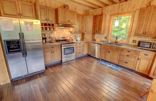 Ellicottville Ski Chalet | Holiday House 4 Bedroom Chalet by RedAwning
