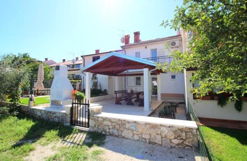 Brulo House | Holiday house Anamaria