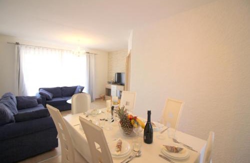 Brulo House | Holiday house Anamaria