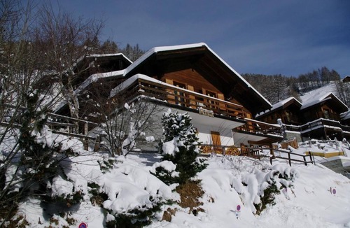 Saint-Luc Ski Chalet | Holiday house Ayer for 1 - 6 persons with 3 bedrooms - Chalet