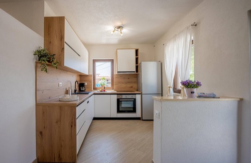 Gajana House | Holiday House Balarini
