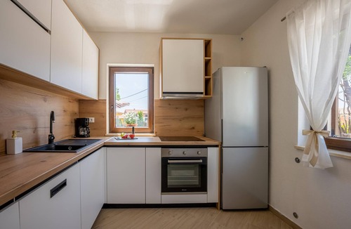 Gajana House | Holiday House Balarini