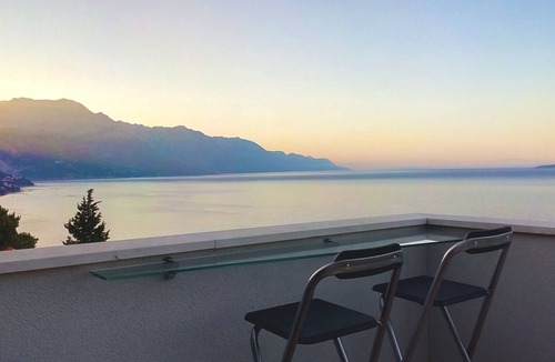Marusici House | Holiday House Botta With Pool (Seaside Near Split)