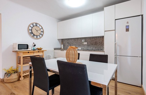Vilafortuny House | Holiday House Complex Colibri with Shared Pool