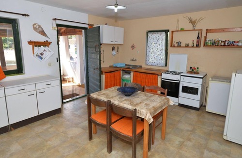 Kornati House | Holiday house Dragišina for 2 - 4 persons with 2 bedrooms - Row house