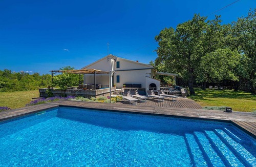 Garica House | Holiday house GARICA with spacious garden