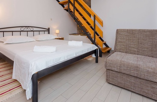 Gata House | Holiday house Gor - free WiFi - Gata, Riviera Omis, Croatia