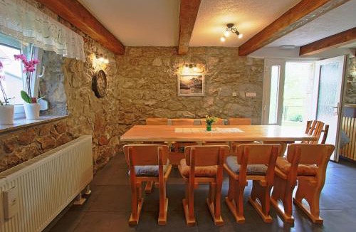 Otocac Villa | Holiday house Green Oasis