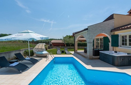 Montizana Villa | Holiday House Hacienda