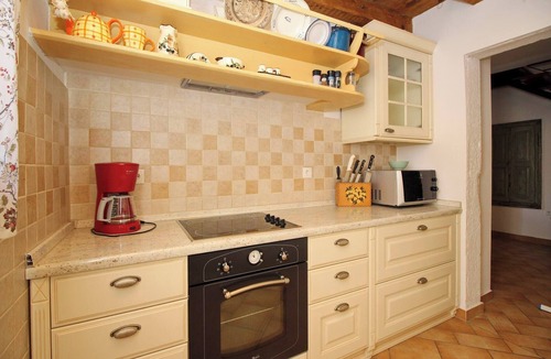 Draga Bascanska House | Holiday House Katarinini Dvori - with private Pool