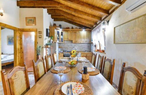 Stankovci House | Holiday House imun - Three bedroom Holiday house with pool