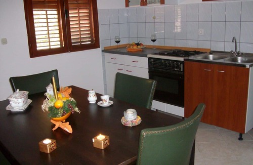Stomorska House | Holiday house Ina - peaceful - Stomorska, Island Solta, Croatia