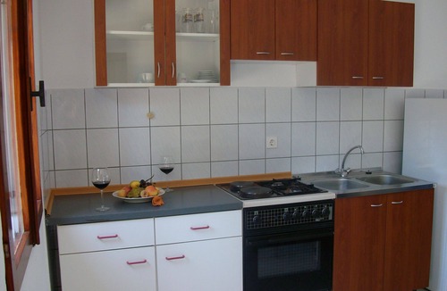 Stomorska House | Holiday house Ina - peaceful - Stomorska, Island Solta, Croatia