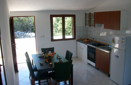 Stomorska House | Holiday house Ina - peaceful - Stomorska, Island Solta, Croatia