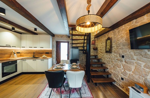 Zmijavci House | Holiday house Klara with heated pool
