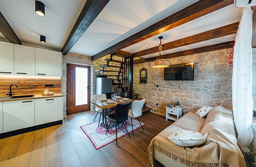 Zmijavci House | Holiday house Klara with heated pool