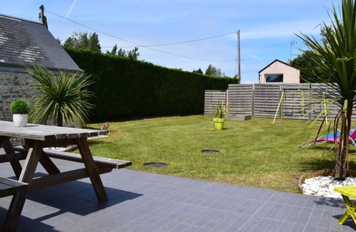 Surville House | Holiday house La Cale