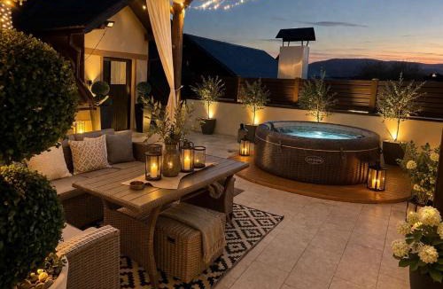 Otocac Villa | Holiday house "Mimoza" 2 massage pools