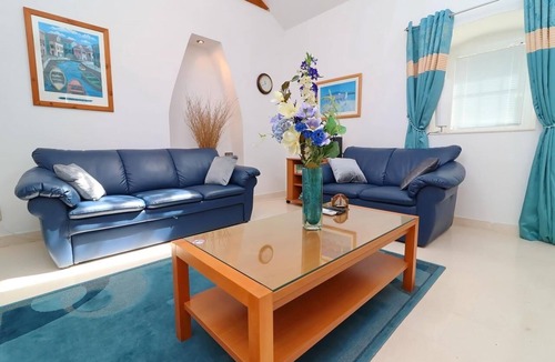 Orebic House | Holiday house Orebić for 1 - 7 persons with 3 bedrooms - Twin house