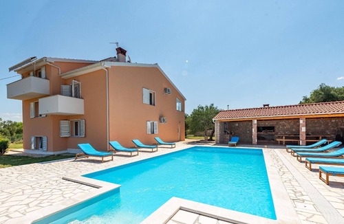 Mrljane House | Holiday house Pasman (Ort) for 2 - 16 persons with 4 bedrooms - Holiday home