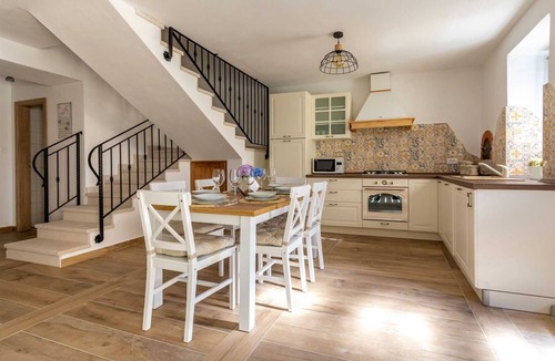 Milohnici House | Holiday house PAVOVCI with heated pool