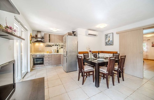 Cove Osibova (Milna) Villa | Holiday House Robinson- beachfront jewel with a jacuzzi by MyWaycation