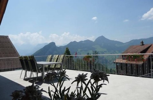 Schwyz Ski Chalet | Holiday house Seewen SZ for 1 - 4 persons with 1 bedroom - Hut