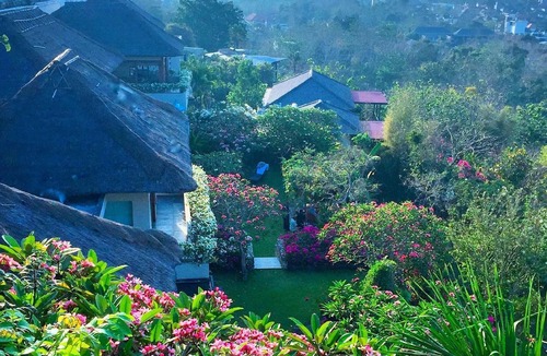 Bukit House | Holiday house Seminyak for 1 - 10 persons with 5 bedrooms - Holiday home